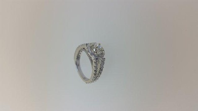 3d215 diamante Moda anillo joya plata oro bisutería joyería 3d print model - Mito3D