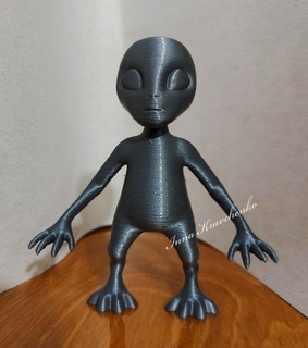 extraterrestre figurine décor OVNI astronaute cosmonaute extra terrestre espace cosmos univers vaisseau spatial astronomie galaxie sculpture statuette jouet personnage 3d print model - Mito3D