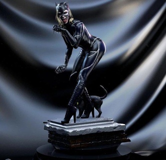 catwoman - michelle pfeiffer 05 heads change stl ready printing monsters & creatures 3d print model - Mito3D