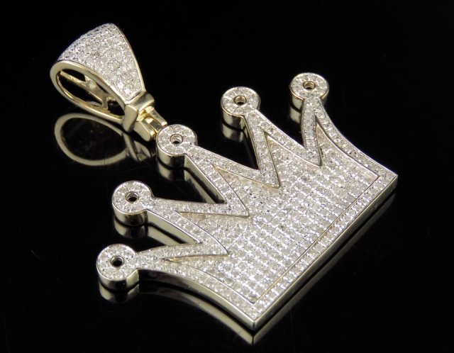 Krone Diamant Anhänger Kronendiamant Antiquität Luxus Rapper HipHop Schmuck Halskette Edelstein Saphir elegant Berühmtheit Stil bling Juwel städtisch Königin 3D print model - Mito3D