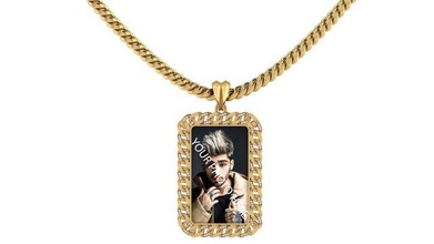 cuban chain photo picture pendant 3d print model in pendants 3dexport cuba gold hiphop hiphopstle necklace chainlink memory coin relief frame cubachain link jewelry 3d print model - Mito3D