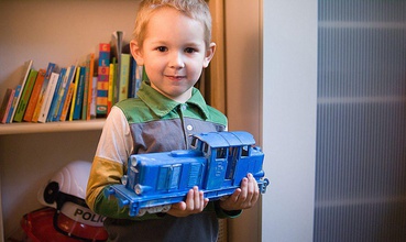 diesel 01 locomotiva modelo encaixa lego trilhas livre 3d impressão in borda jogos 3dexport brinquedo trem ferrovia 3d print model - Mito3D