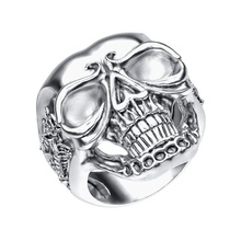 ring 005 skull 3d biker braincase brainpan cranium gift gold gothic jewel jewellery jewelry man mens platinum sculp silver stl 3d print model - Mito3D