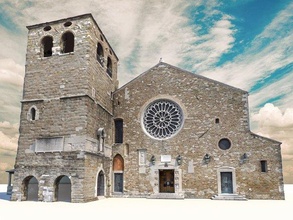 san sağ katedral aziz kilise bazilika Romanesk gotik mimari bina Katolik din gerçek zaman İtalya Trieste rozet heykel çan kule Hıristiyan tarihi 3d print model - Mito3D