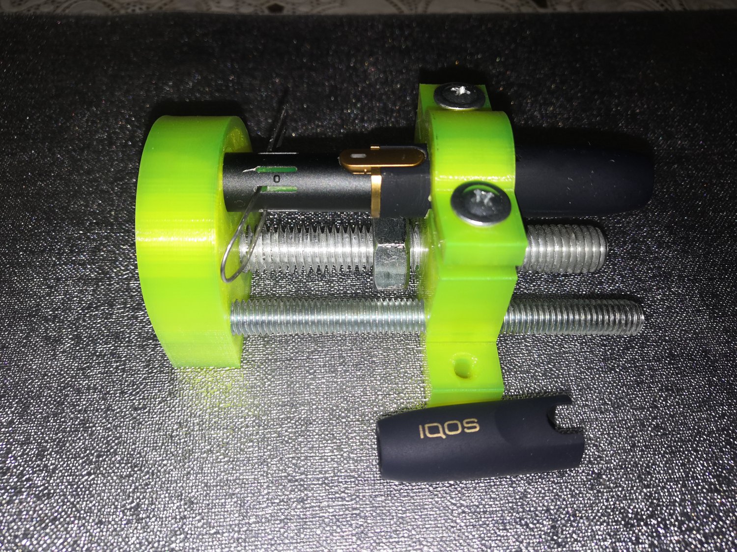 tool iqos stick holder repair 3D print model - Mito3D