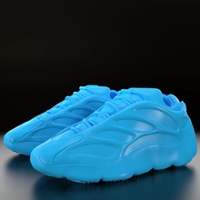 yeezy 700 v3 3d impressão modelo in roupas 3dexport adidas alvah tênis calçados sapatos corrida personagem pé 3d print model - Mito3D