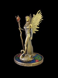 aine celtic goddess fairy queen druid diosa celta reina las hadas statue figure art sculptures 3d print model - Mito3D