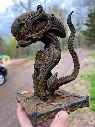 alien hrgiger giger sculpture creature animal monster extraterrestrial art sculptures 3D print model - Mito3D