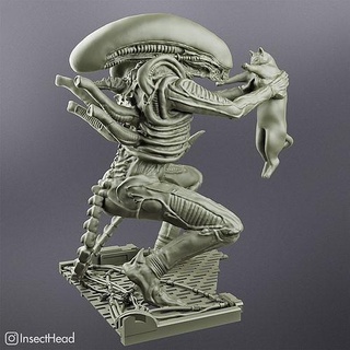 alien xenomorph holding cat 3d printing creature horror giger statue 3dprinting art sculptures 3d print model - Mito3D