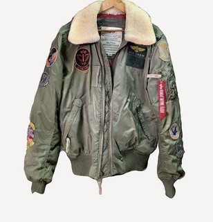 alpha industries bomber jacket fashion style alphaindustries design 3dmodel scan realism detail craftsmanship versatility iconic streetwear sophisticated high end productdesign virtualreality augmentedreality endlesspossibilities 3d print model - Mito3D