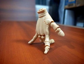 articulated zombie hand halloween flexi flexible toy game print in place games toys 3d print model - Mito3D