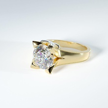 bella pizzo anello 9mm giro zaffiro 3d stampabile modello gioielli oro gemma di fidanzamento diamanti moda allacciatura argento lusso brillante bianco vintag diamante e bellezza anelli 3d print model - Mito3D