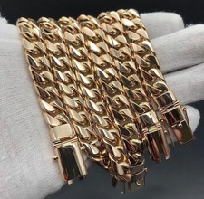 güzel kolye 91 Bvlgari yüzük küpe Kolco sergi dlya Pechati 3dmodel yazdırılabilir sterlin moda gümüş angagem platin mücevher nişan takı yüzükler düğün kolyeler 3d print model - Mito3D