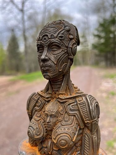 biomecánica busto hrgiger giger robot androide fantasía ciencia ficción futuro femenino arte esculturas 3D print model - Mito3D