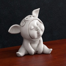 niño bebé cerdo disfraz 3d impresión modelo 3dprint juguete arte esculturas 3d print model - Mito3D