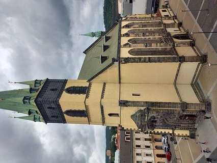 Iglesia apoyarse torre arquitectura Monumento ww2 gótico casa 3d print model - Mito3D