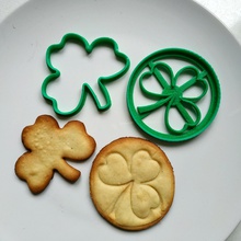 cookie cutters shamrock house food delicious baking dough kitchen dessert stpatrickday cookiecutters 3dprinting fusion360 tanyaakinora dining 3d print model - Mito3D