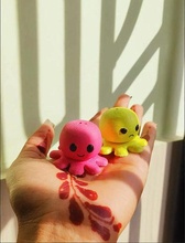 cute octopus happy angry spinner toy keyring tags keychain easy to print tiny otopus fidget articulated games toys 3d print model - Mito3D