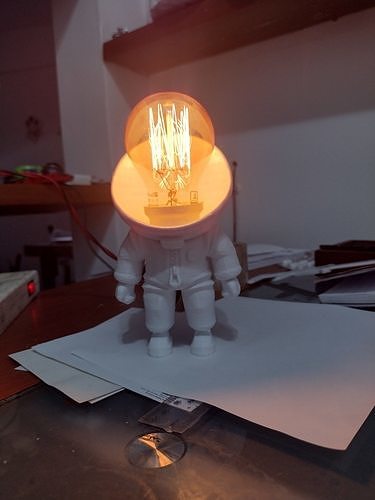 escrivaninha luminária astronauta vela luz chama arte tabela lâmpada panorama lanterna mobília iluminação interior arquitetônico casa 3D print model - Mito3D