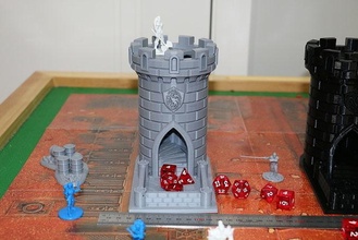 dé tour hydre château 15cm grand rouleau escalier dnd dragon jeux fantaisie miniature d20 scénario loup donjon donjons jouets planche 3d print model - Mito3D