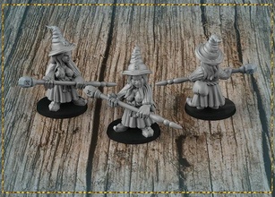 dwarf witch player toy game miniature 3d 3dsculpture gametoys miniatures gamers play games toys board 3d print model - Mito3D