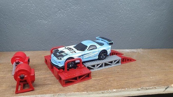 dyno stand dinotest 164 diorama coche vehiculo rueda caliente pasatiempo bricolaje diy 3d print model - Mito3D