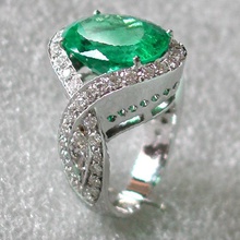 Smaragd Diamant Engagement Ring Gelb 3d drucken Modell Juwel wertvoll Hochzeit Schmuck Gold ovaler Oval Frauen Luxus Ringe druckbar 3d print model - Mito3D