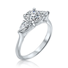 engagement bague bijoux or argent diamant imprimable mariage gemme blanc brillant milliards bande anneaux princesse 3d print model - Mito3D
