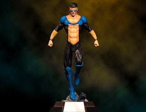 fanart invincible statue super héros bandes dessinées amazone merveille dc boy superman batman homme araignée ponton hulk art sculptures 3d print model - Mito3D