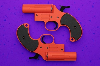 flare gun flaregun cosplay alanwake orion signalpistol games toys 3d print model - Mito3D