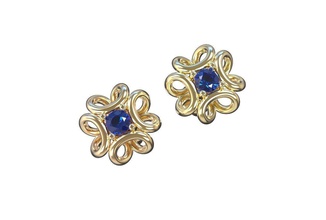flower earrings 2 jewelry earring jewllery jewels jewellery gems diamonds gemstone 3d print model - Mito3D