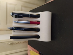 fonte caneta exibição 3dp suporte deluxe luxo lápis assinatura caligrafia estúdio estude documentos escritório pena escrevendo colecionadores tinta casa decoração 3d print model - Mito3D