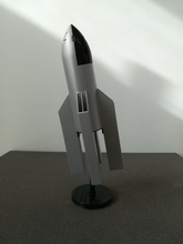 friede cohete forma frau im mond película el espacio luna mujer modelo art otros 3d print model - Mito3D