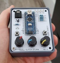 aksaklık fırtına synth durum kılıf elektronik teknoloji konteyner elektrik değiştirmek Görüntüle Kutu hobi kendin yap küresel ses toplum sentezleyici kasa 3d print model - Mito3D