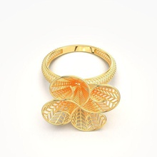 gold ring leuchtenden schmuck geschenk weiß wertvoll juwel druckbar mode schönheit finger ringe täglich tragen gittergewebe box ziemlich 3d print model - Mito3D