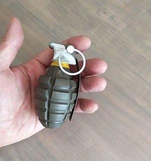 grenade us mk 02 stl 3d impression 3dprint imprimable armée guerre ww2 corée vietnam cosplay soutenir engagement etats unis 39 américaine gadget jouet jeux jouets 3d print model - Mito3D