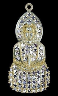 guanyin Bouddha statue 3d art bodhisattva bijoux pendentif bijou or argent diamant femmes religion décoration pendentifs 3d print model - Mito3D