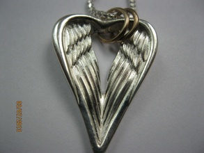 heart angel asas pingente anjo guardando cuidado amuleto guardião coração foto joalheria pingentes 3d print model - Mito3D