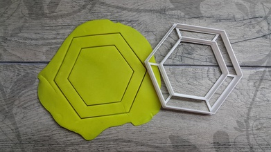 hexagon-Ausstecher Haus Kuchen design Kunst cupcake Gebäck Geburtstag feier gebacken wird Jubiläum Küche Essen Esszimmer 3d print model - Mito3D