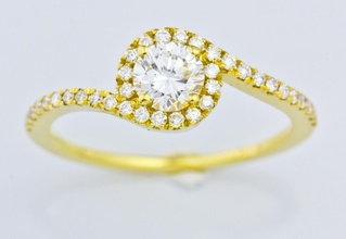 judith compromiso anillo foto enganchar diamante clásico boda joyería joya anillos 3d print model - Mito3D