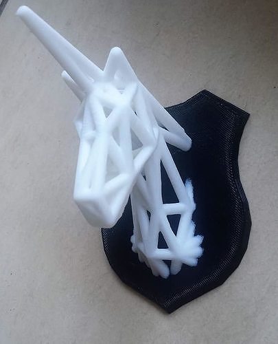 licorne voronoi einhorn wandgemälde tableau maison haus dekor 3D print model - Mito3D