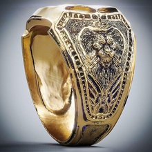 león anillo joyería joya oro plata imprimible moda platino diamante boda dedo lowpoly brillante pbr listo juego anillos 3d print model - Mito3D