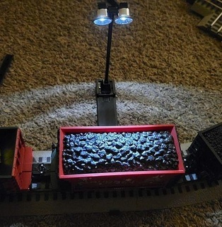 lionel yard light mount base clips fastrack train gauge hobby diy 3d print model - Mito3D