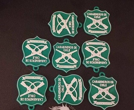 llavero carabiniers chili police carabinerosdechile illustration scientifique science chimie art pièces monnaie badges 3d print model - Mito3D