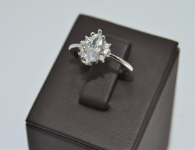 marquesa de anillo la joyería lujo boda moda diamante plata el romance amor elegante platino uno gem brillante día san valentín y belleza zafiro ruby los anillos 3d print model - Mito3D