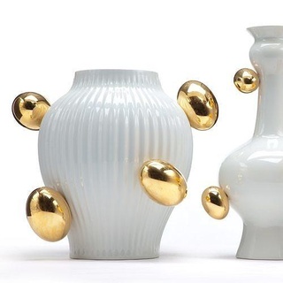 modern vase pottery clay isolate isolated jug houseware jar white savings ceramic porcelain vase print gold tableware dining room houseware silver wealth energy coin art sculptures gold coin  3d print model - Mito3D