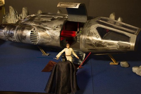 Obi Wan Kenobi nave descenso guerra Galaxias mandaloriano estelar vader r2d2 c3po juegos juguetes 3d print model - Mito3D