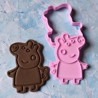 peppa pig cookie cutter 3d print model cookiecutter games toys house kitchen dining cookiestamp cake food cutting nickelodeon kids play decoration disney micky minnie 3d print model - Mito3D