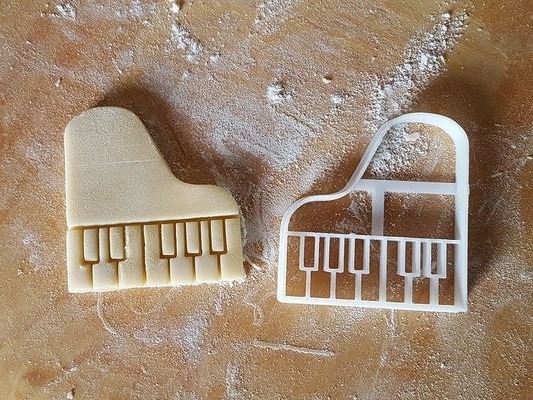 piano cookie cutter music pianist instrument keyboard musical protonik cookies baking baked bakery biscuit gingerbread kitchen dining house 3d print model - Mito3D