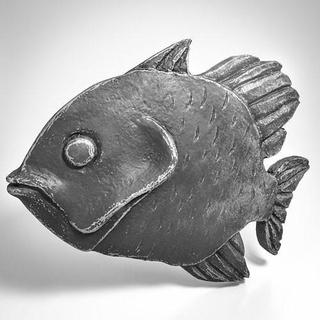 imprimible metal pez colgante pendiente pequeña pescar mar impresión Oceano sospechoso ojo alivio arcilla partido etiqueta engañar apéndice detallado Insignia simbólico casa decoración 3d print model - Mito3D